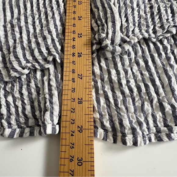 Jane and Delaney Large Elegant gray and White Striped Button Down Shirt - Picture 6 of 7